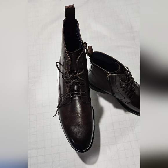 Men's Brown Leather Steve MaddenBoots - Picture 7 of 10